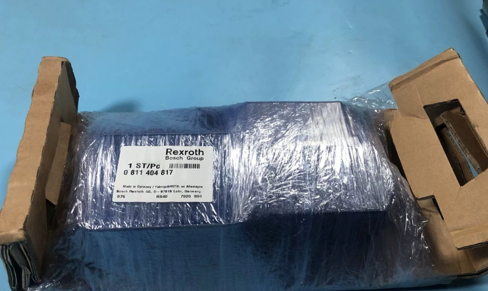 Rexroth 0811404817 Proportional Directional Valve 4WRPEH10C3B100L-2X/G24K0/F1M