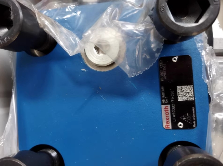 Rexroth R900938159 Flow Control Valve LFA50DB2-7X/050